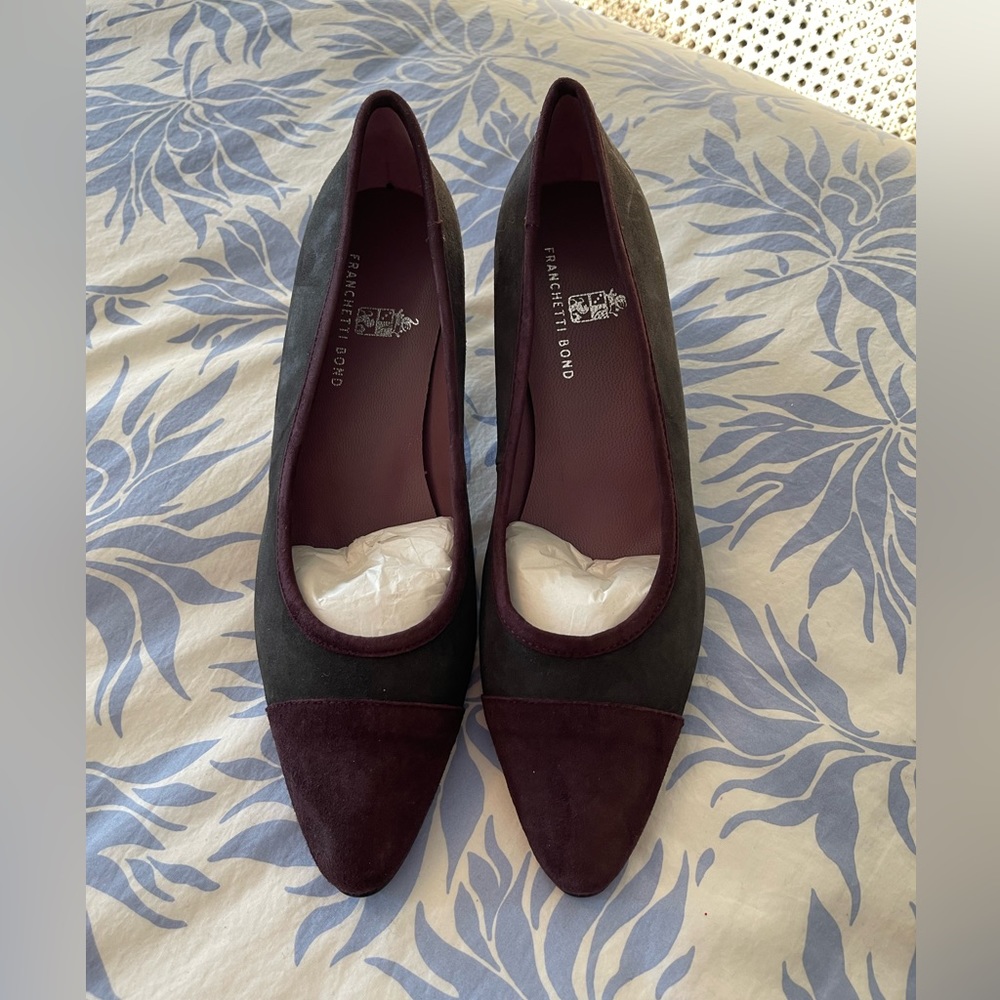 Never worn Franchetti Bond suede spectators!!!